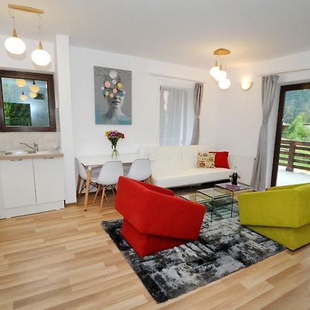 Yael Luxury Apartments 1 Buşteni Eksteriør bilde
